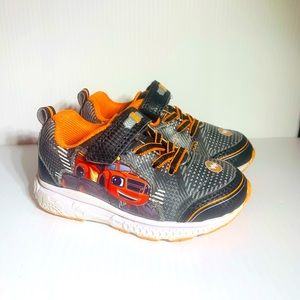 Blaze toddler shoes size 7